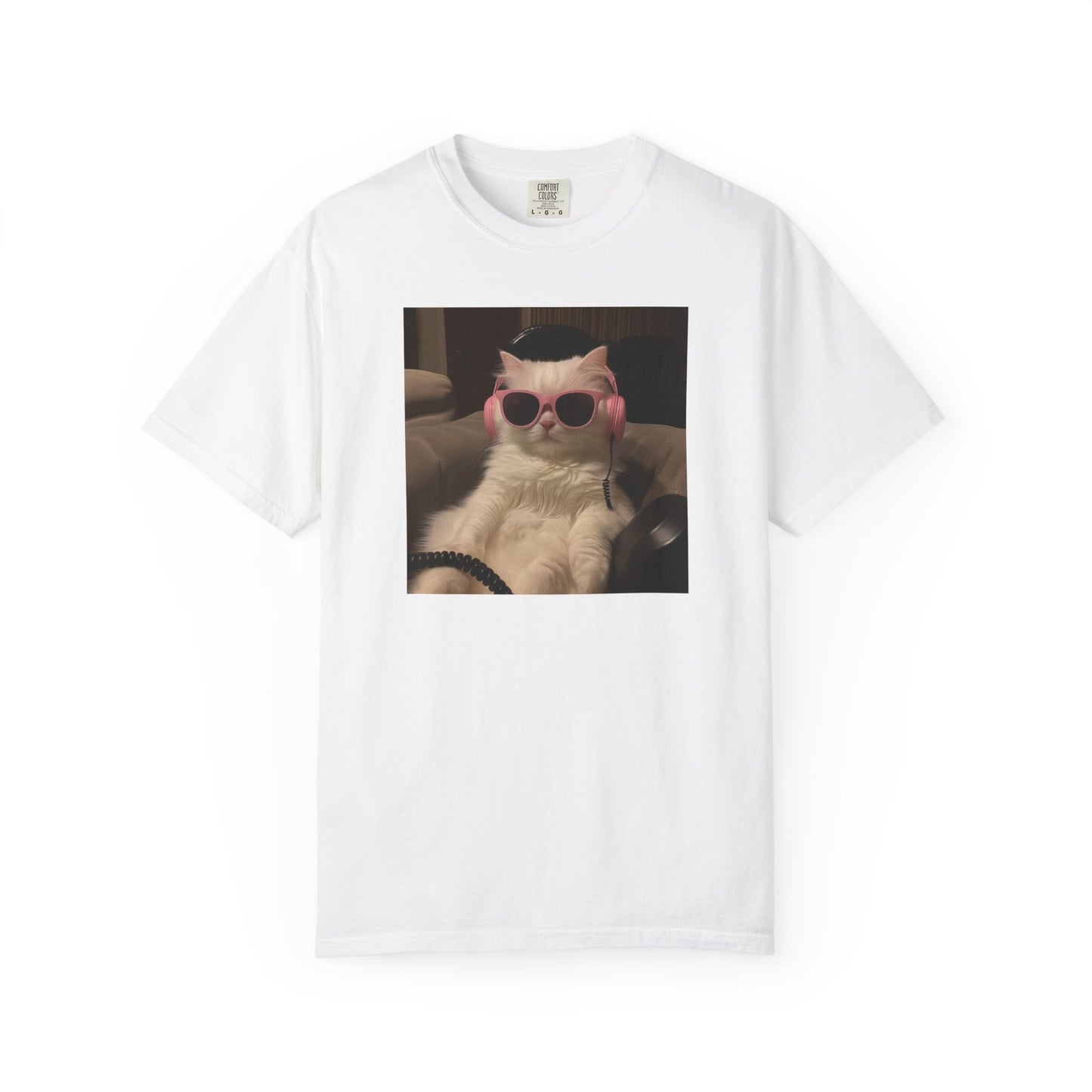 Lo-Fi Vibes Cat Graphic