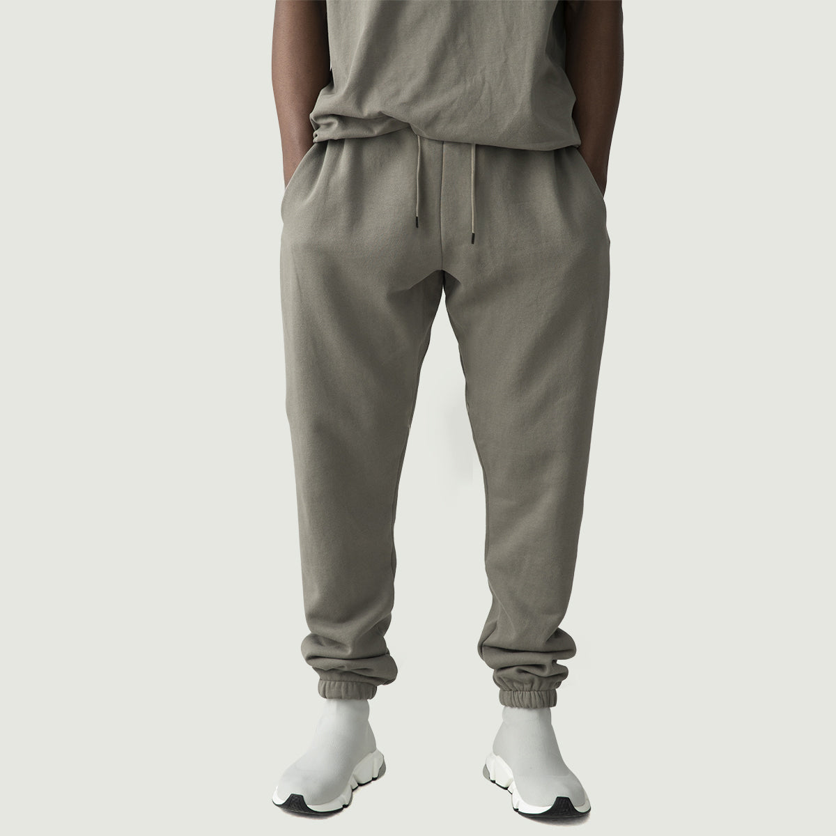 Minimalist Comfort Fleece Sweatpants